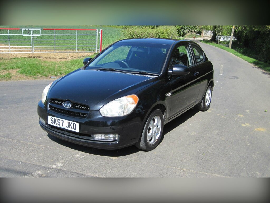 Hyundai Accent 1.4 Atlantic Black #4