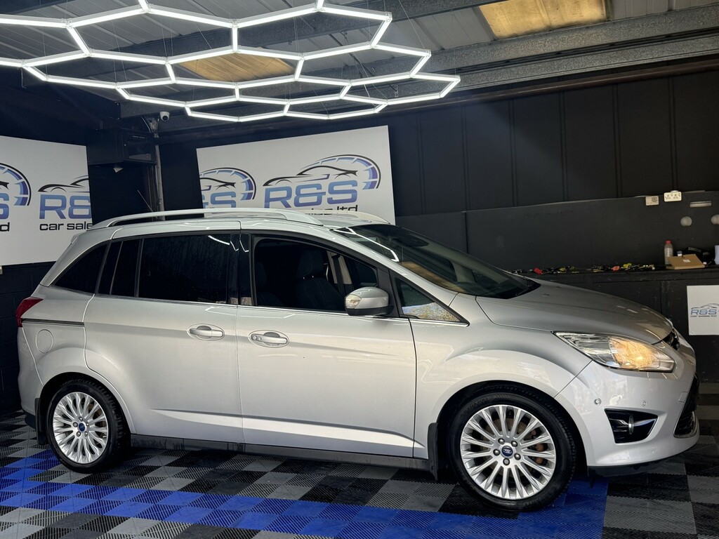 Ford Grand C-Max 1.6 Tdci Titanium 2015 YJ15LFH Silver #2