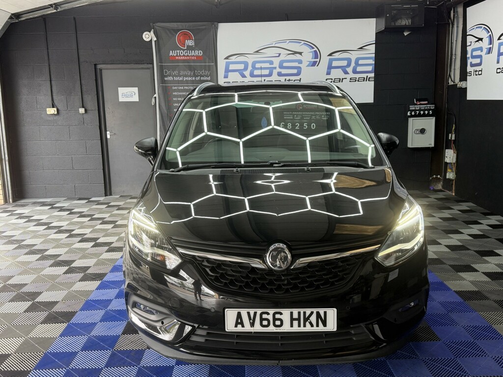 Vauxhall Zafira Tourer 1.4 I Turbo Sri 2016 AV66HKN Black #3