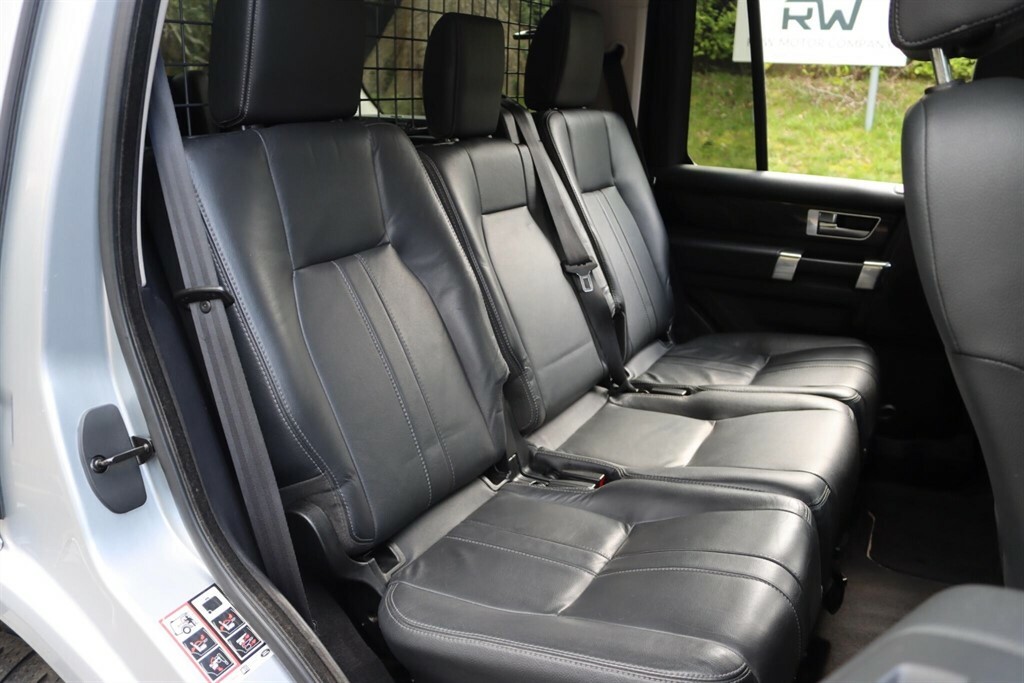 Land Rover Discovery 3.0 4 Sd V6 Graphite 4Wd Euro 6 Ss VK16UBP Silver #6