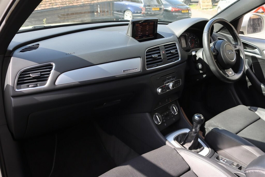 Audi Q3 2.0 Tfsi S Line Quattro Euro 5 Ss OE62ZFW White #3