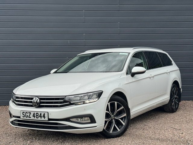Volkswagen Passat 2020 2.0 Tdi Evo Sel Estate SGZ4844 White #4