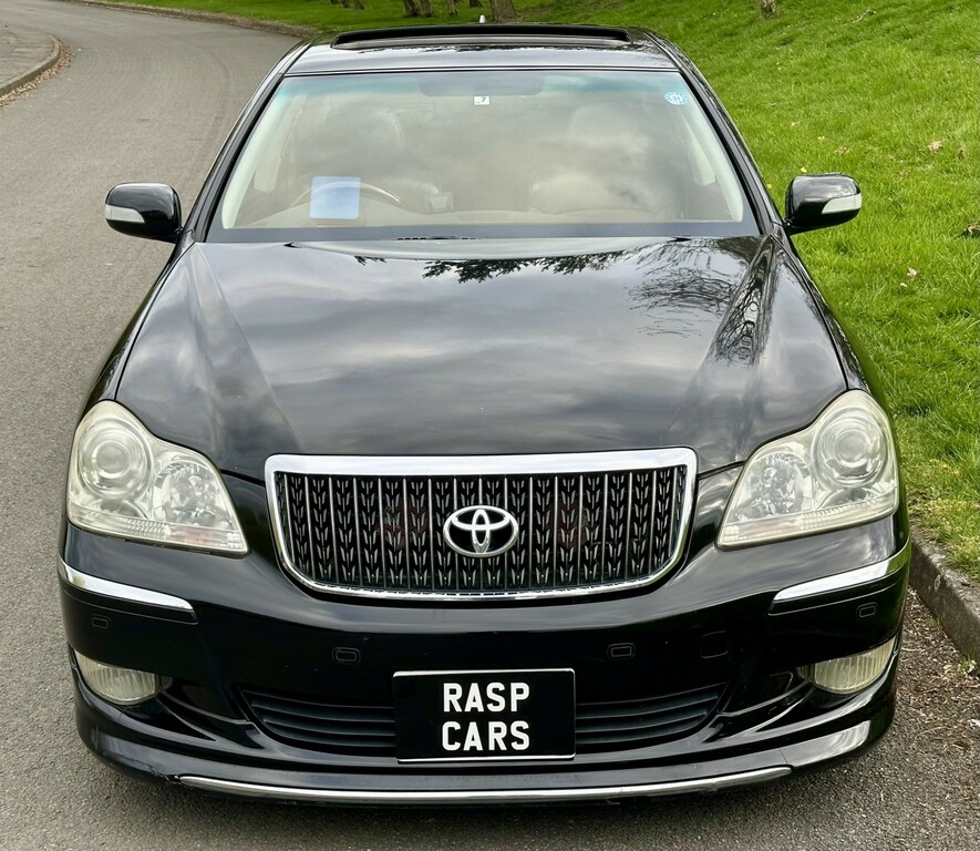 Toyota Crown Saloon Hybrid 3450Cc 202020 Silver #14