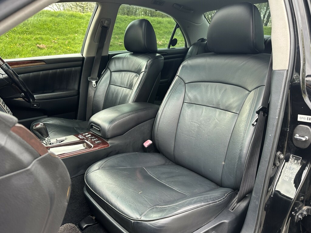 Toyota Crown Saloon Hybrid 3450Cc 202020 Silver #33