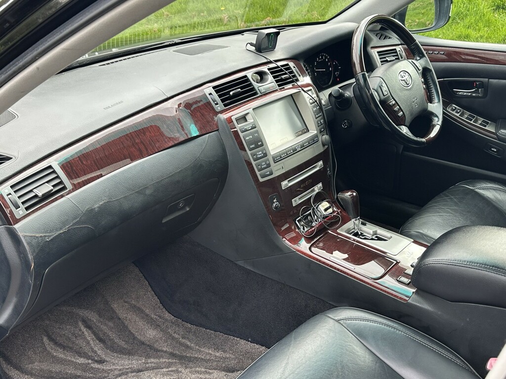 Toyota Crown Saloon Hybrid 3450Cc 202020 Silver #32