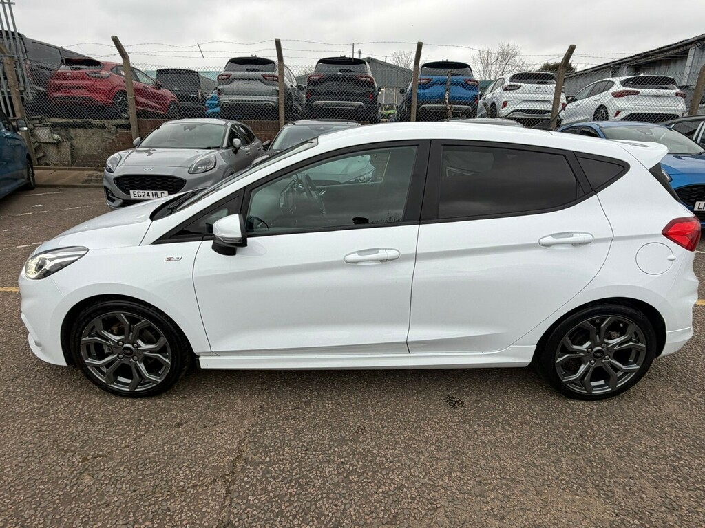 Ford Fiesta Fiesta Hatchback 1.0 Ecoboost Hybrid Mhev 125 St-l EU70KWJ White #5