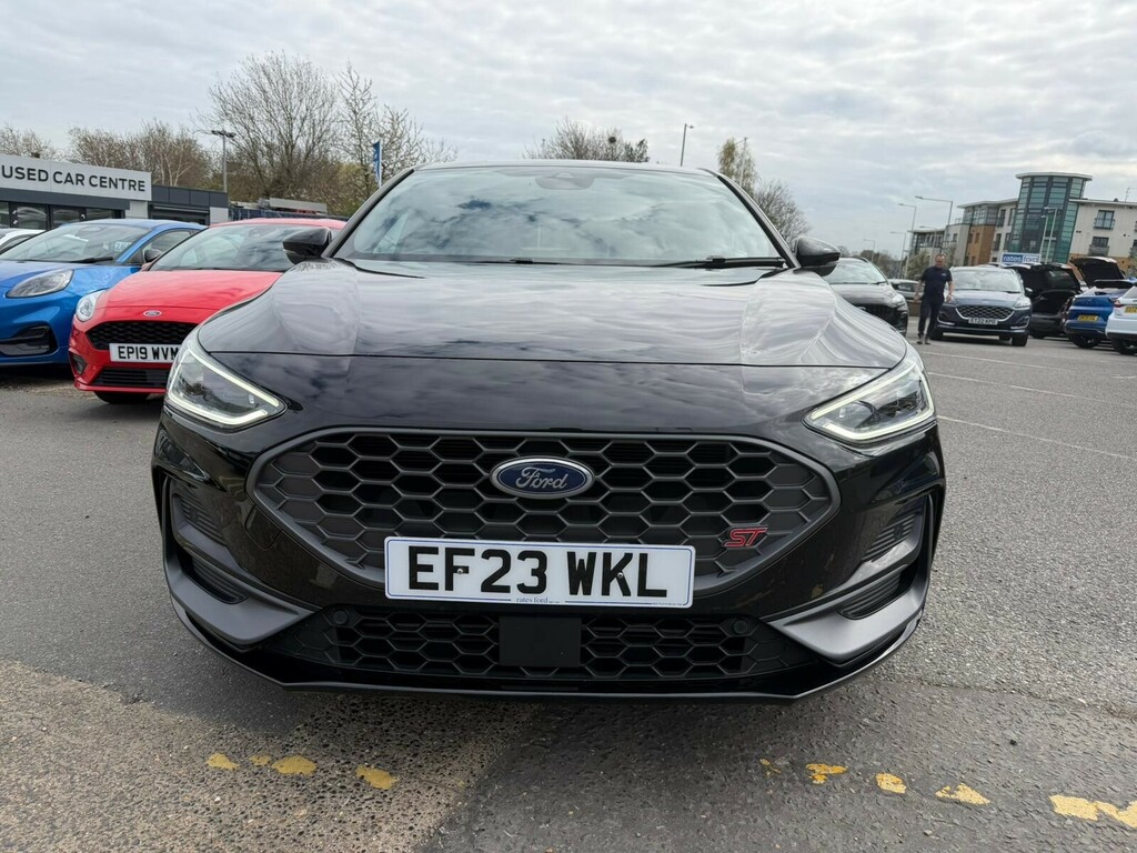 Ford Focus Focus Hatchback 2.3 Ecoboost St EF23WKL Black #2