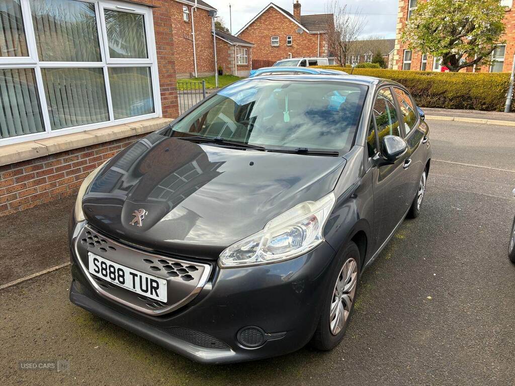Peugeot 208 1.4 E-hdi Access Egc Grey