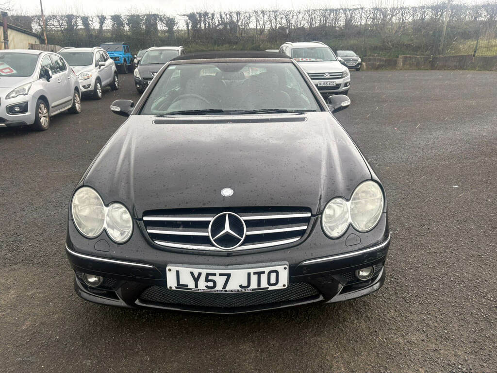 Mercedes-Benz Petrol White #5