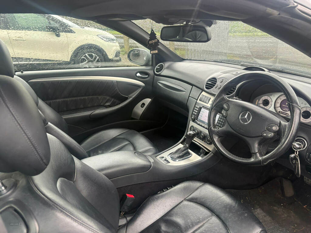 Mercedes-Benz Petrol White #6