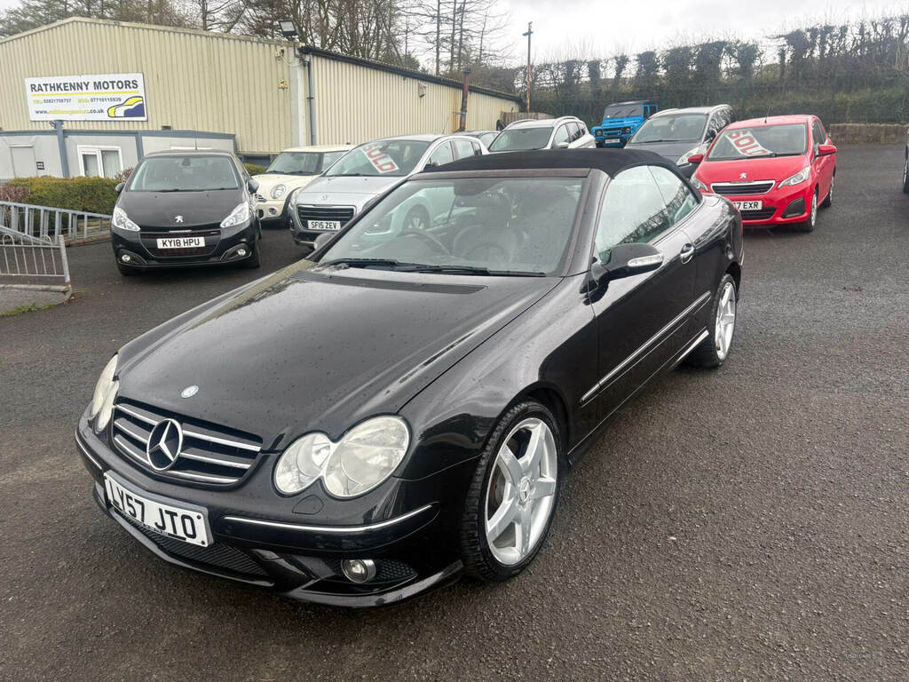 Mercedes-Benz Petrol White #4