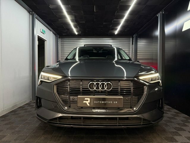 Audi E-tron 2020 55 Launch Edition Suv Quatt M31LTM Grey #2