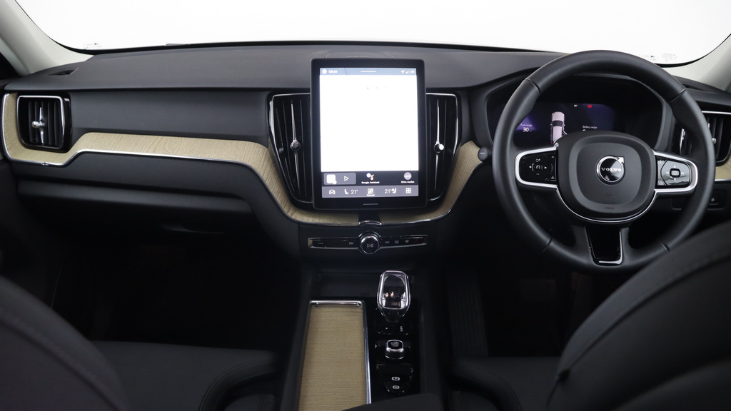 Volvo XC60 T6 Awd Phev Plus Dark Harmankardon Sound, 360 Ca RV75CHZ Black #5