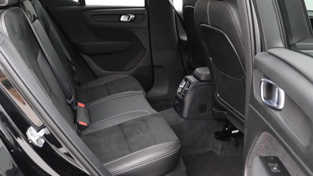 Volvo XC40 T5 Phev R-design Pro Park Assist, Heated Seats, T YH71WLK #6