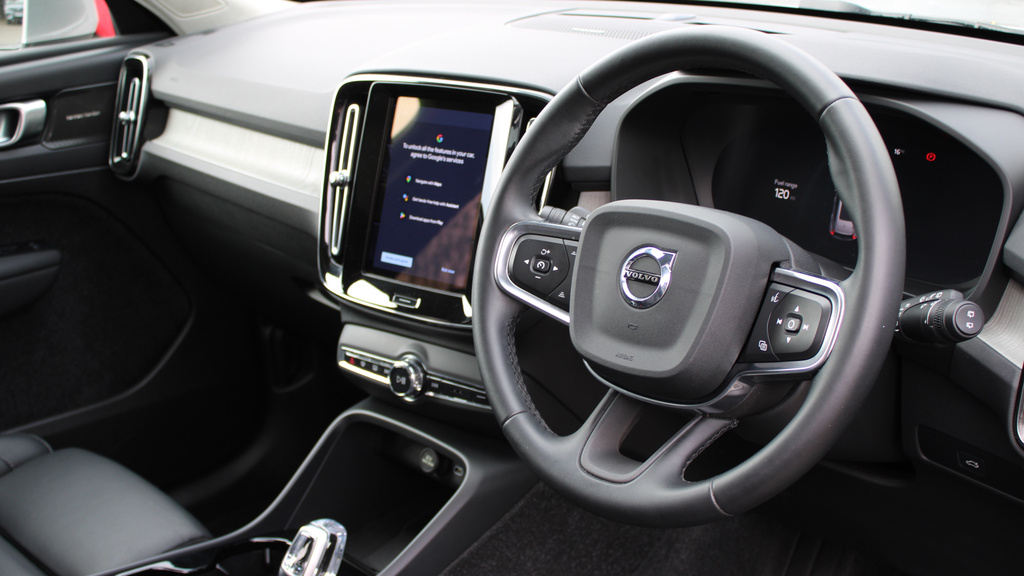 Volvo XC40 B3 P Ultra Bright Sunroof, Harmankardon Sound, RA74EWE #4