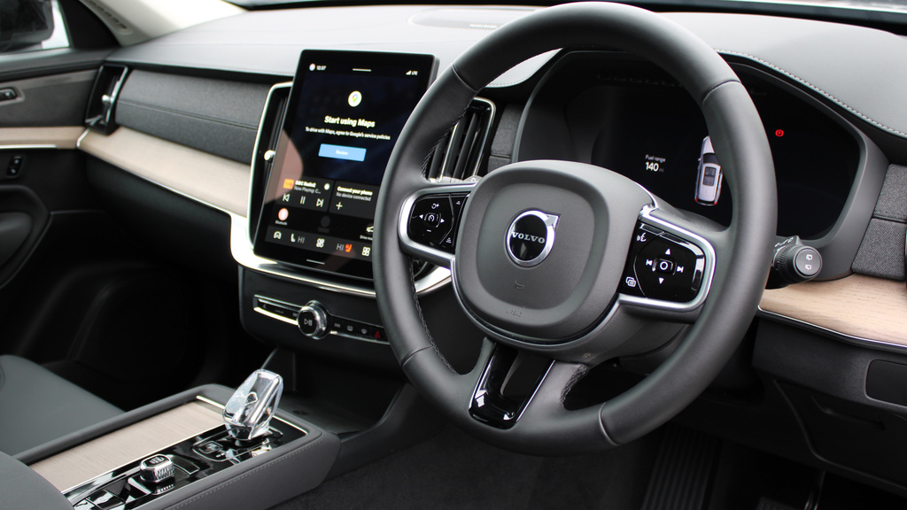 Volvo XC90 B5 P Awd Plus Dark Sunroof, Harmankardon Sound RE25ZWW #4