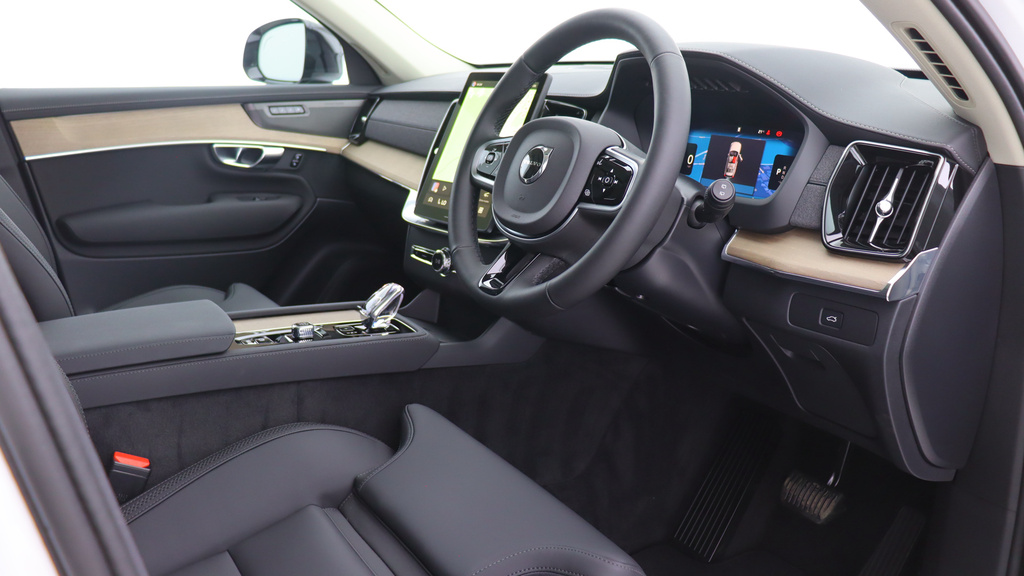 Volvo XC90 B5 P Awd Plus Dark Sunroof, Harmankardon Sound YC26UNJ  #4