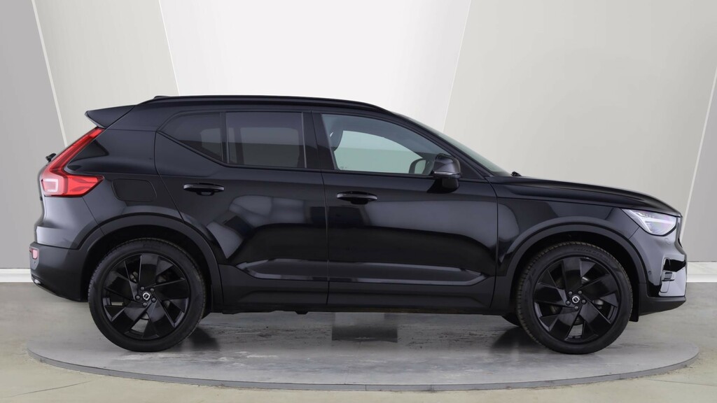 Volvo XC40 B4 P Ultra Black Edition Sunroof, Harmankardon RF74YTT #3