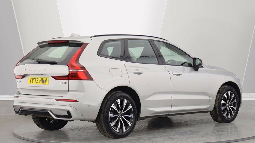 Volvo XC60 B4 D Awd Plus Dark Harmankardon Sound, 360 Cam YY73HWW #2