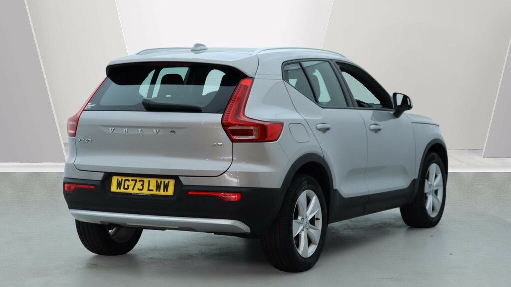 Volvo XC40 B3 P Core Park Assist, Heated Seats, Apple Carp WG73LWW  #2