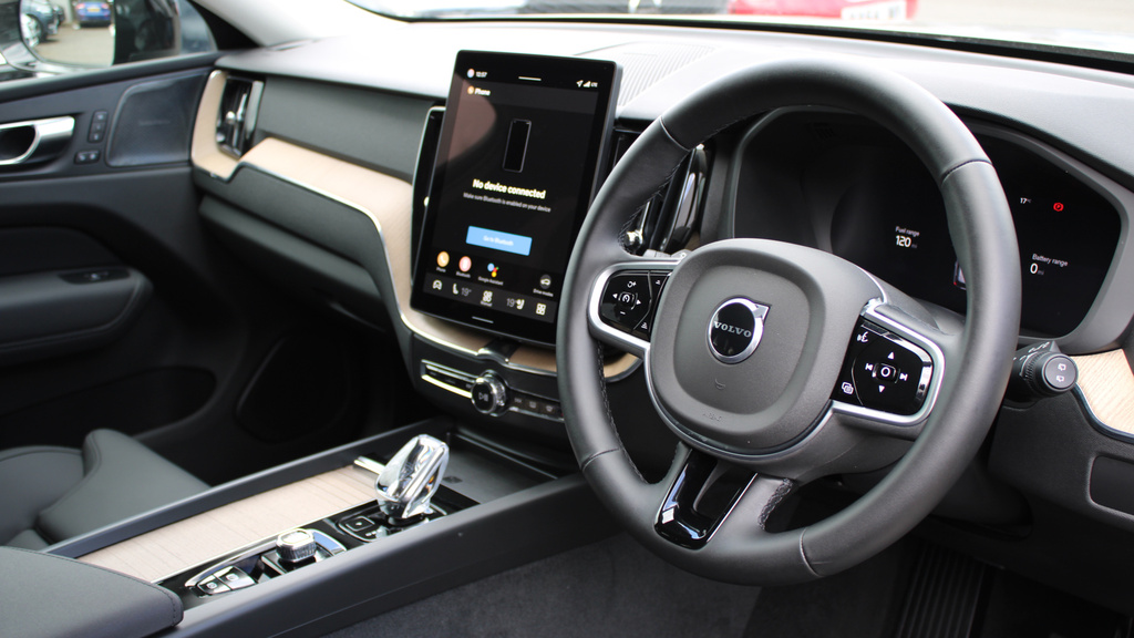 Volvo XC60 T6 Awd Phev Plus Dark 360 Camera. Harman Kardon, RO75DVV #4