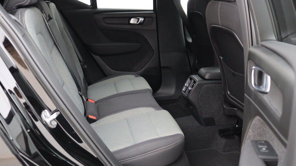 Volvo XC40 B3 P Plus Dark 360 Camera, Low Tax, Heated Seat YB22BZD #6
