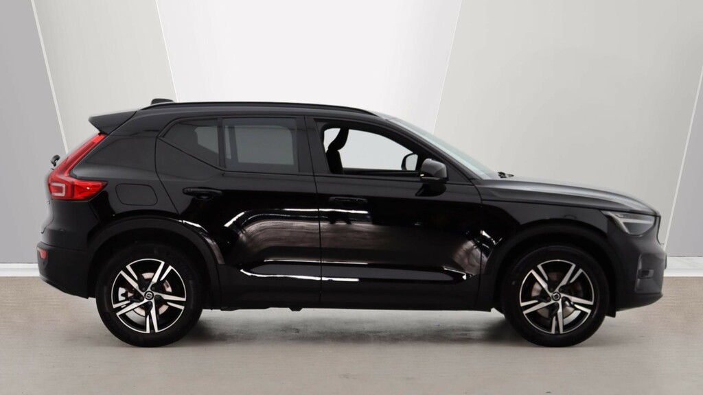 Volvo XC40 B3 P Plus Dark 360 Camera, Low Tax, Heated Seat YB22BZD #3