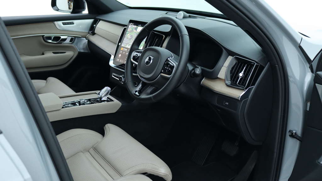Volvo XC90 B5 P Awd Ultra Dark Cardamom, Sunroof, Bowers RE25LSU #4