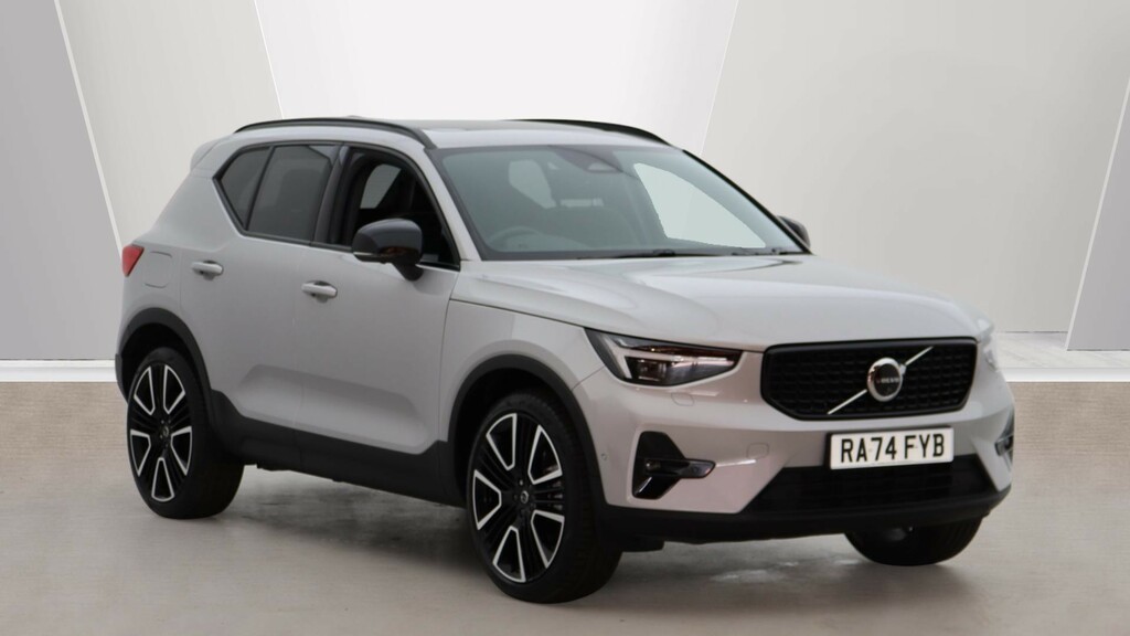 Volvo XC40 B3 P Ultra Dark Sunroof, Harmankardon Sound, 3