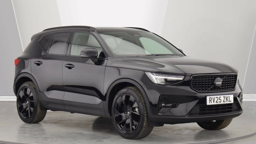 Volvo XC40 B3 P Plus Black Edition Park Camera, Heated Sea 