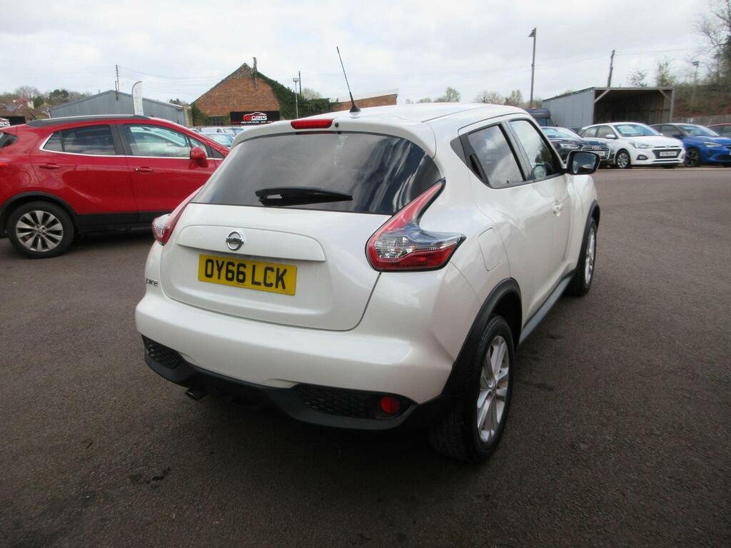 Nissan Juke Suv 1.5 Dci N-connecta Euro 6 Ss 201666 OY66LCK White #5