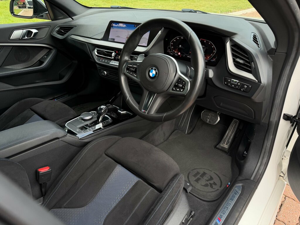 BMW 2 Series 2.0 M235i Saloon Xdrive Euro 6 S White #4