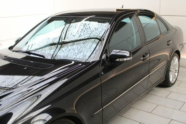 Mercedes-Benz E Class Saloon DK57FMY Black #4
