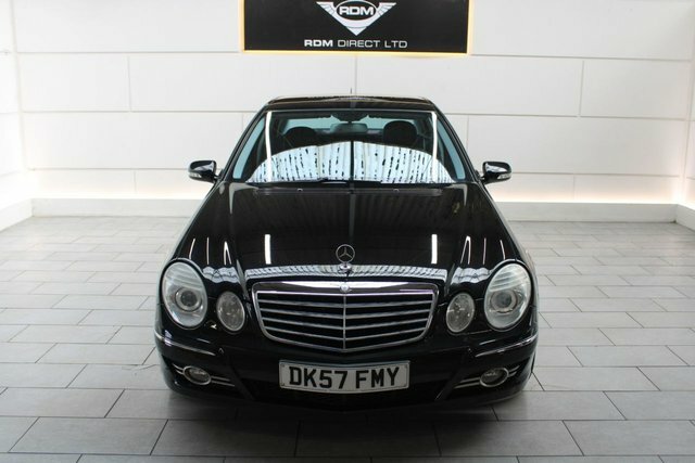 Mercedes-Benz E Class Saloon DK57FMY Black #2
