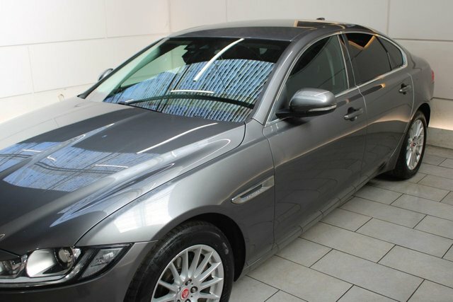 Jaguar XF Saloon LN67HUZ Grey #4