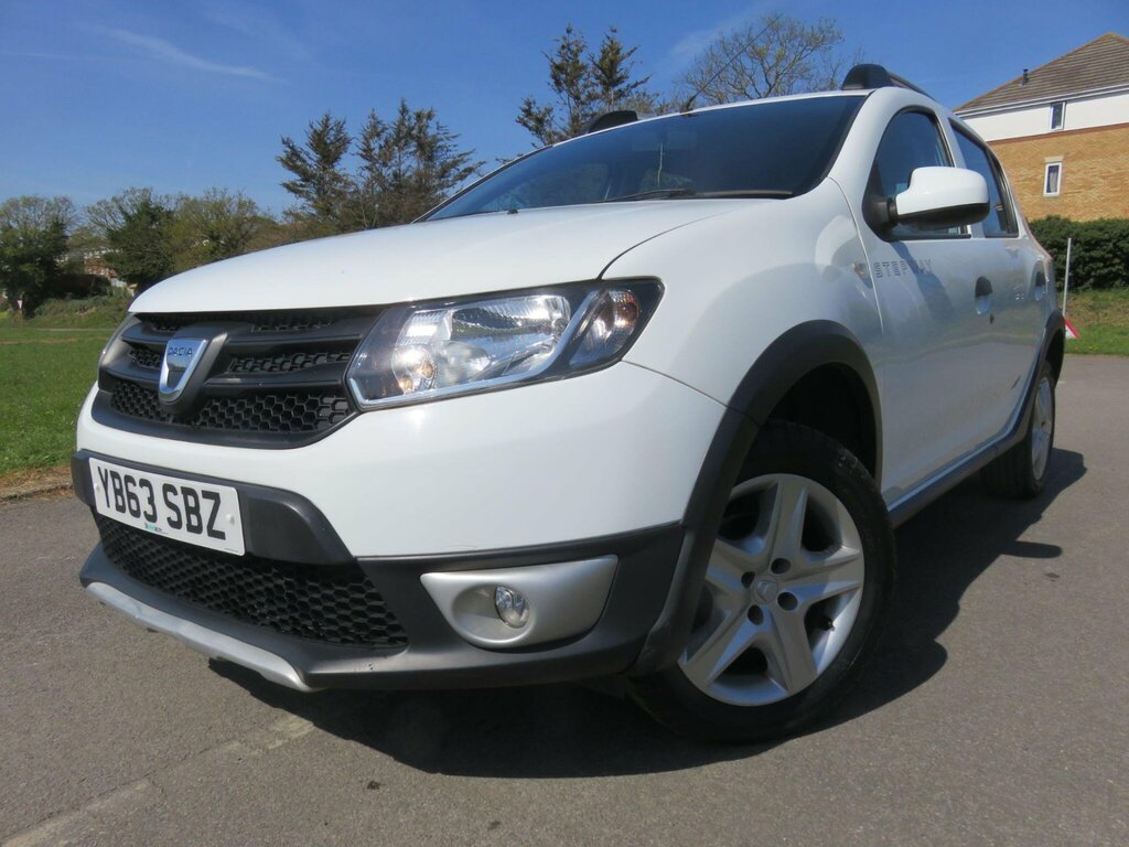 Dacia Sandero Stepway 0.9 Tce Ambiance Euro 5 YB63SBZ White #2
