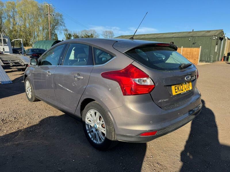 Ford Focus 1.6 Titanium Euro 5 EK12CTU Brown #5
