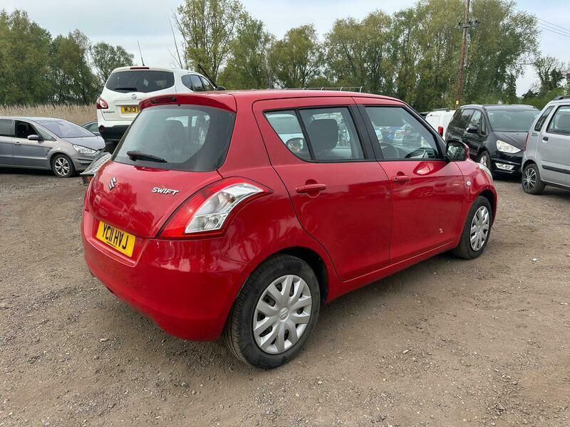 Suzuki Swift 1.2 Sz2 Euro 5 YC11HVJ Red #4