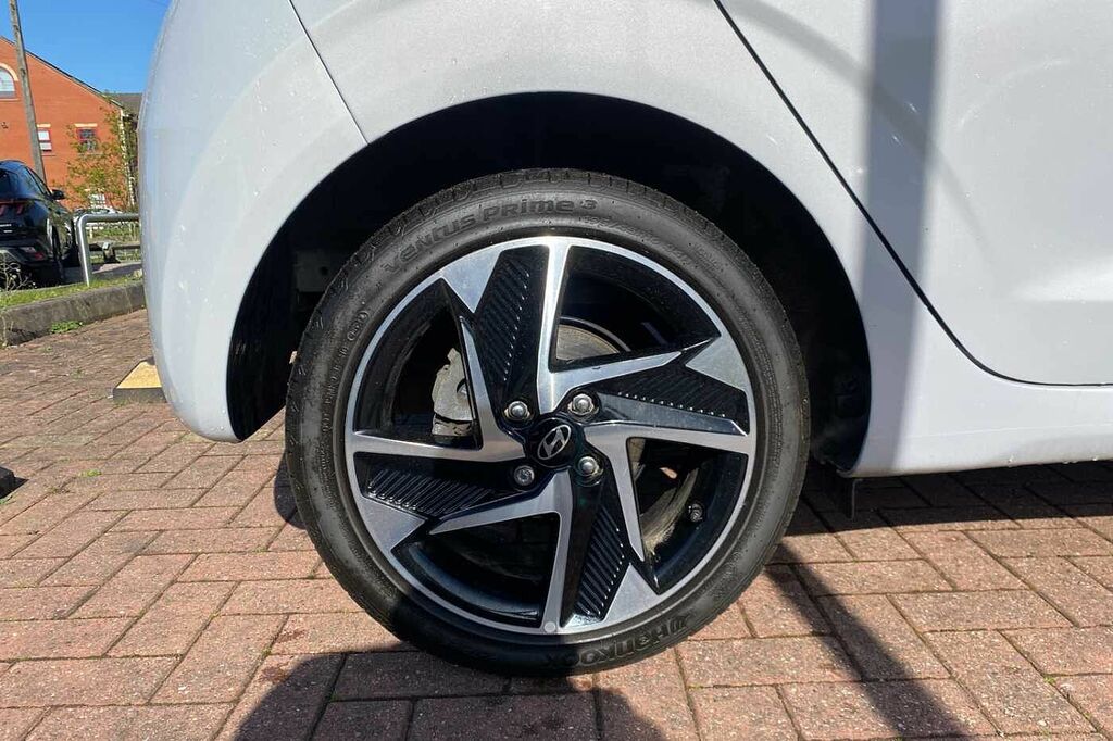 Hyundai I10 1.2 79 Premium Nav FH74NUA Grey #4