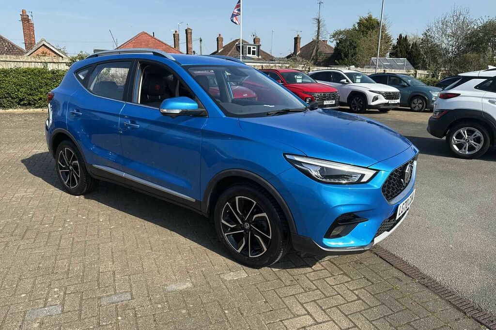 MG ZS 1.0T Gdi Exclusive Dct Red