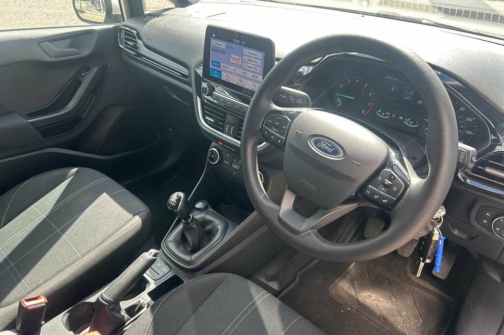 Ford Fiesta 1.0 Ecoboost 95 Trend KM70NKP Silver #2