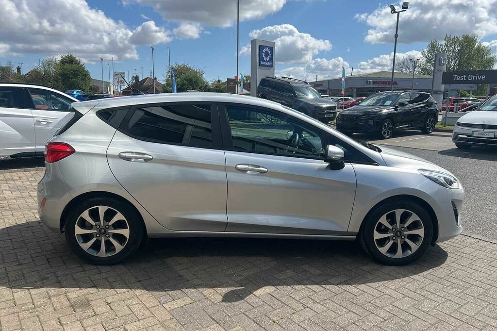 Ford Fiesta 1.0 Ecoboost 95 Trend KM70NKP Silver #4