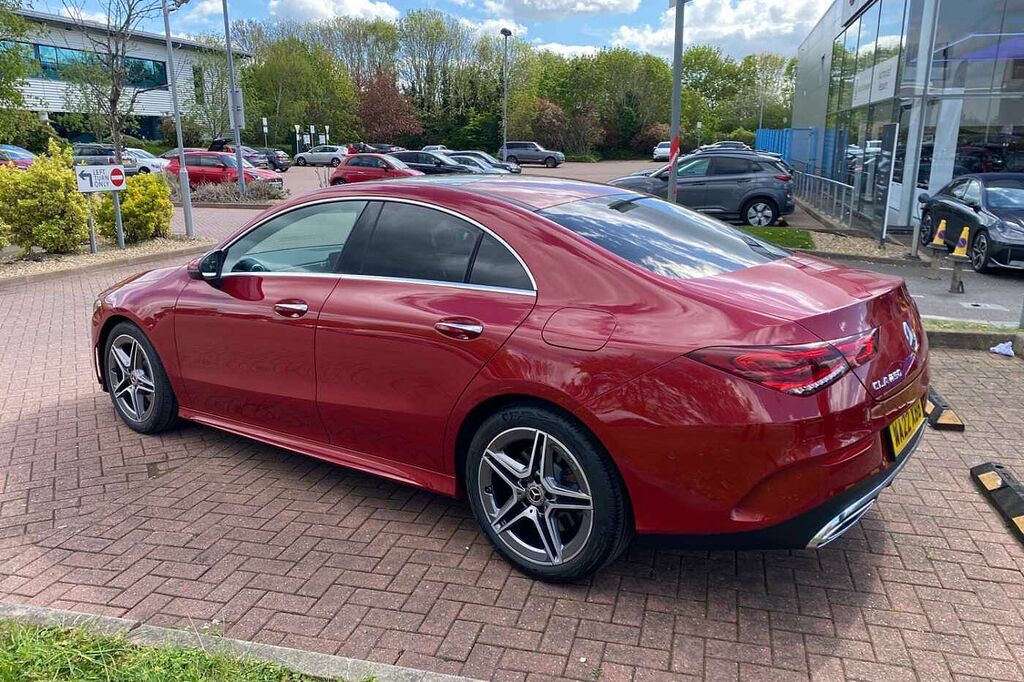 Mercedes-Benz CLA Class 250 Amg Line Premium Plus Tip Red #2