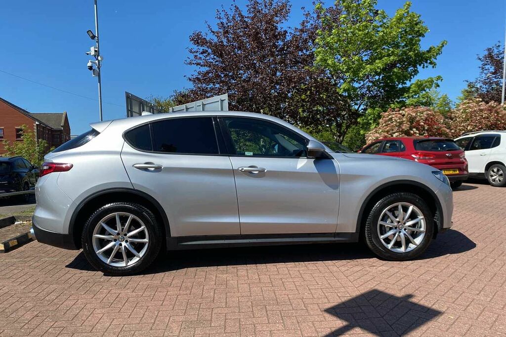 Alfa Romeo Stelvio 2.2 D 190 Super S700KLH Silver #4
