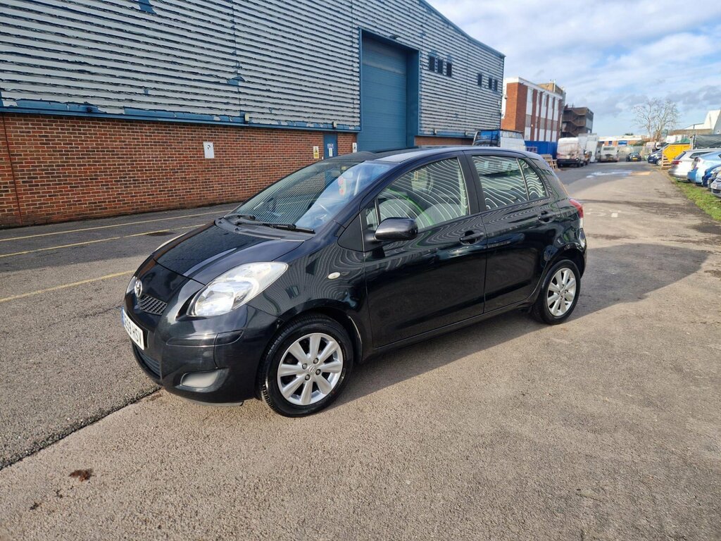 Toyota Yaris 1.33 Dual Vvt-i Tr Euro 4 Ss Black #6