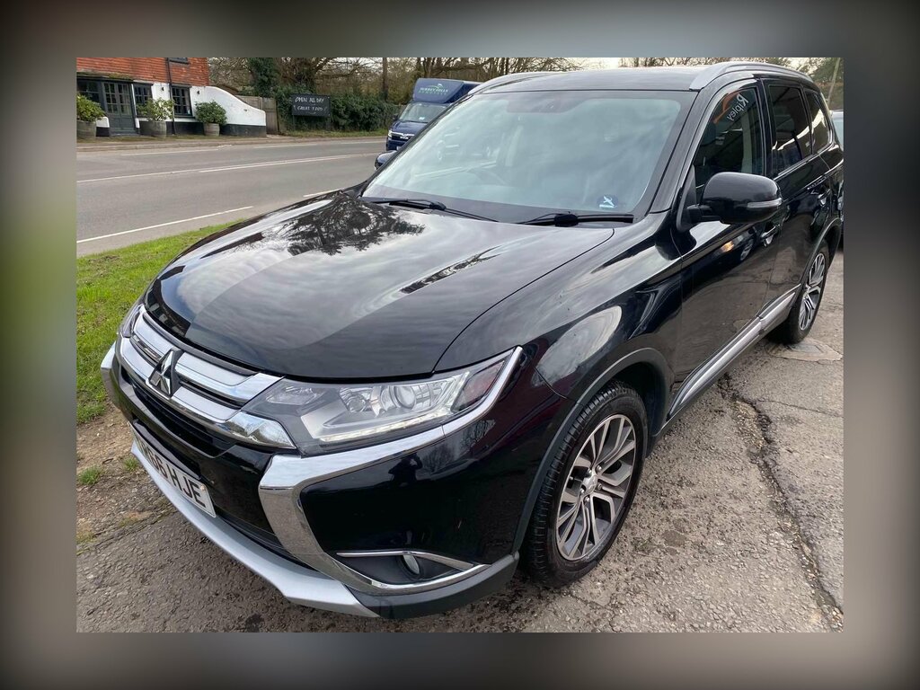 Mitsubishi Outlander 2.2 Di-d Gx3 4Wd Euro 6 Ss Black #5
