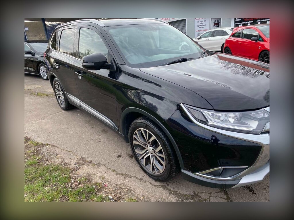 Mitsubishi Outlander 2.2 Di-d Gx3 4Wd Euro 6 Ss Black #2