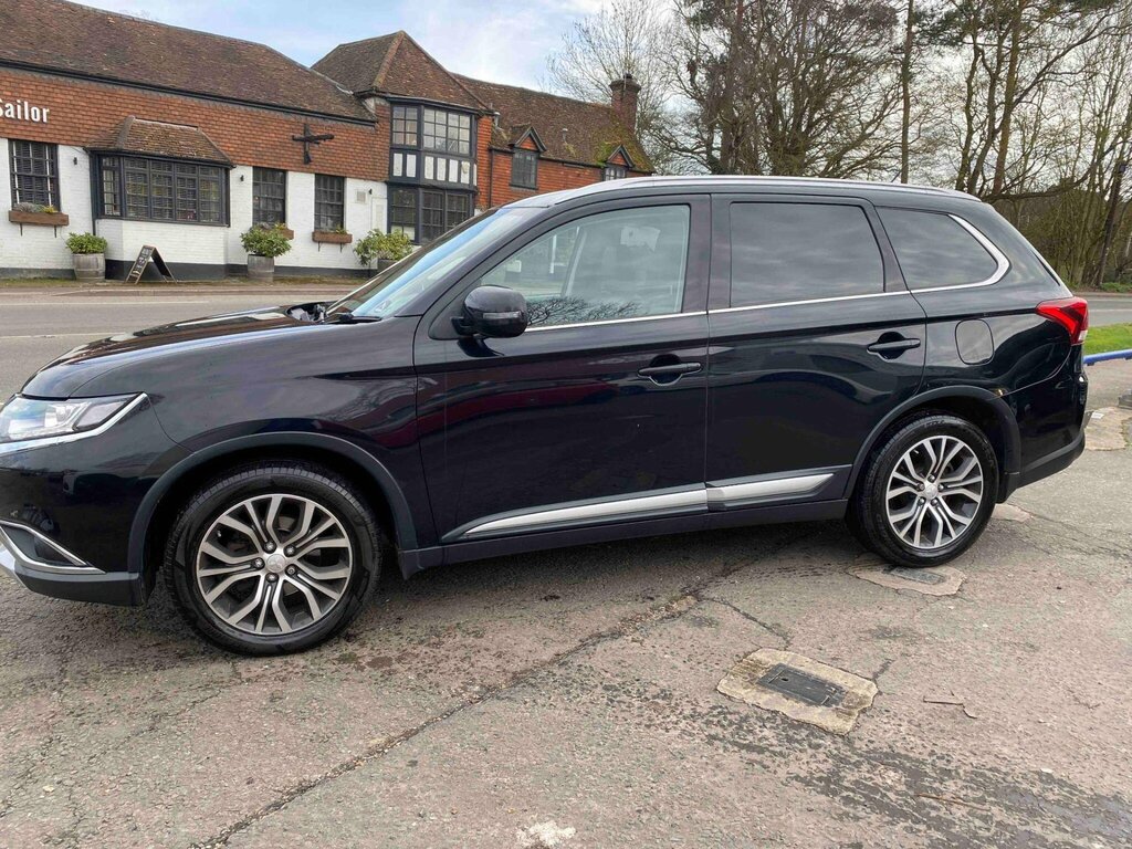 Mitsubishi Outlander 2.2 Di-d Gx3 4Wd Euro 6 Ss Black #6