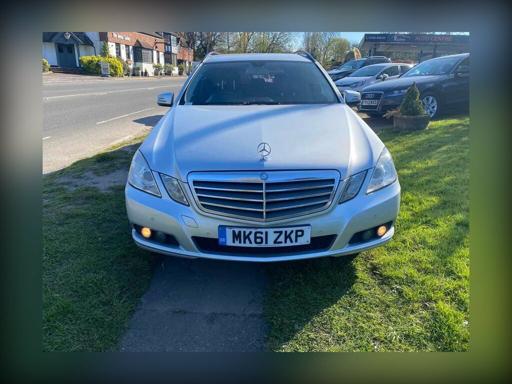 Mercedes-Benz E Class 2.1 E220 Cdi Blueefficiency Se Edition 125 G-troni MK61ZKP Silver #2