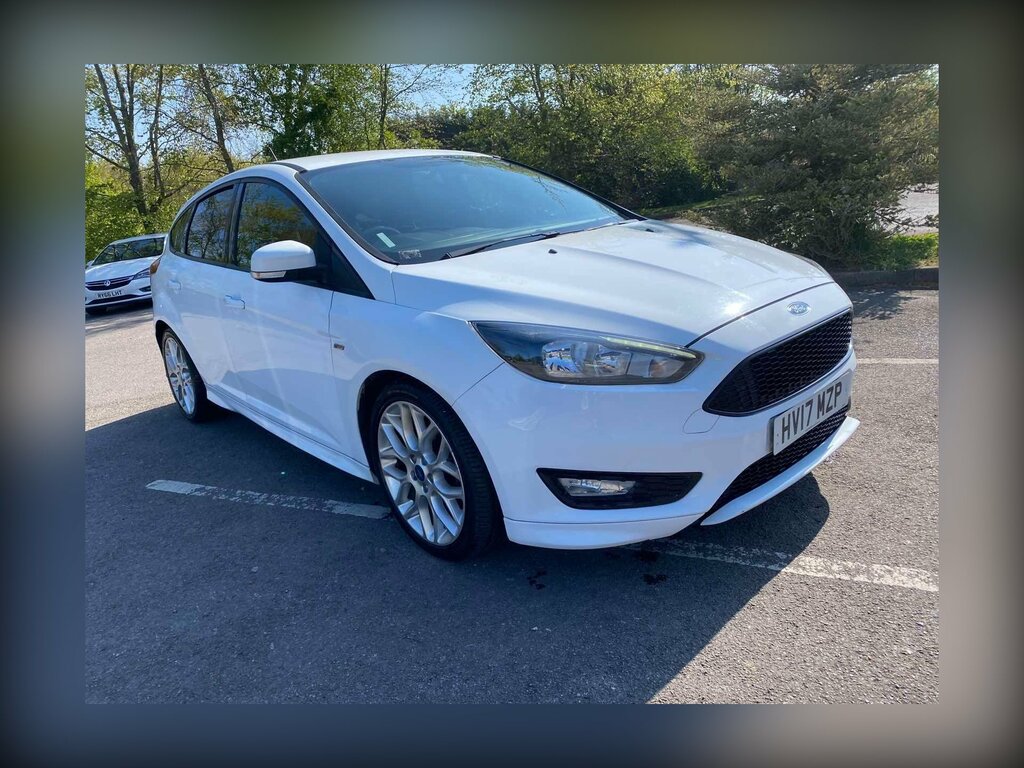 Ford Focus 1.0T Ecoboost St-line Euro 6 Ss HV17MZP White #2